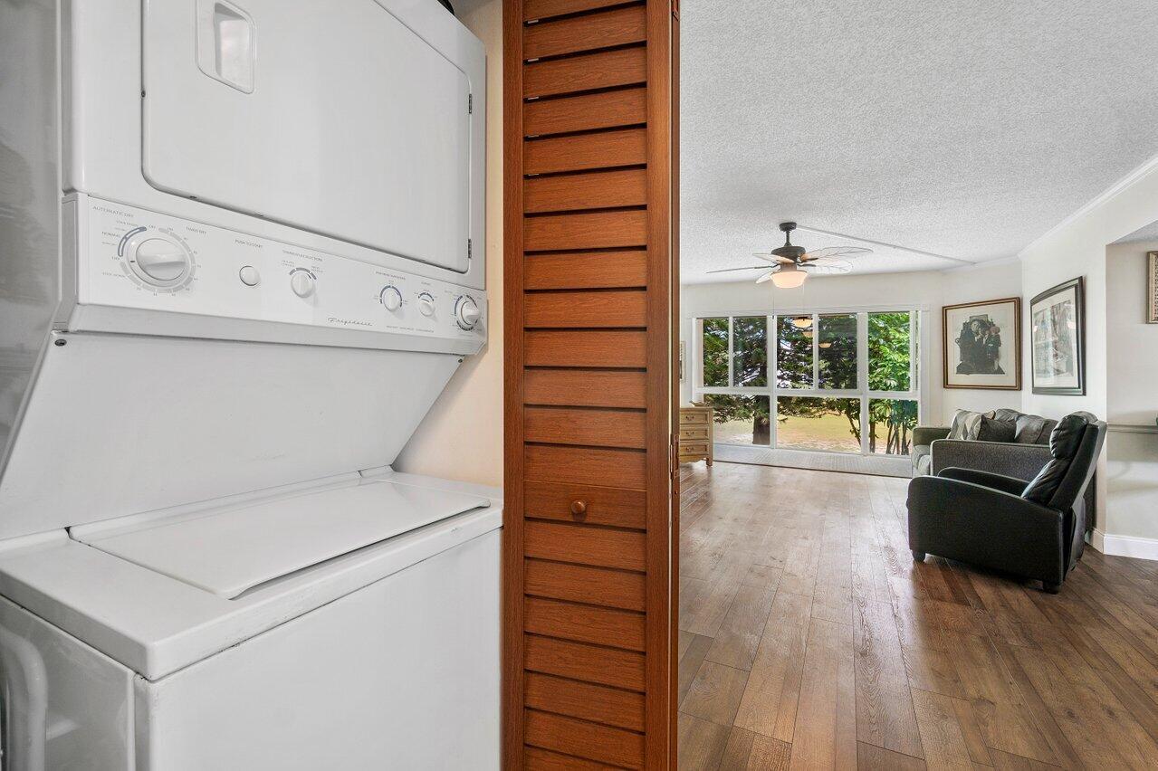 3755 Via Poinciana 216