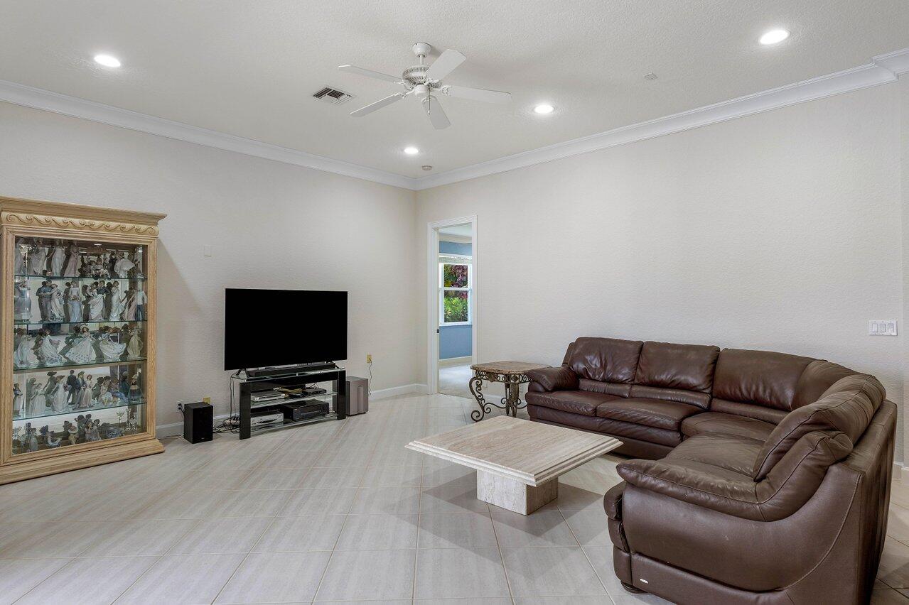 21175 Falls Ridge Way