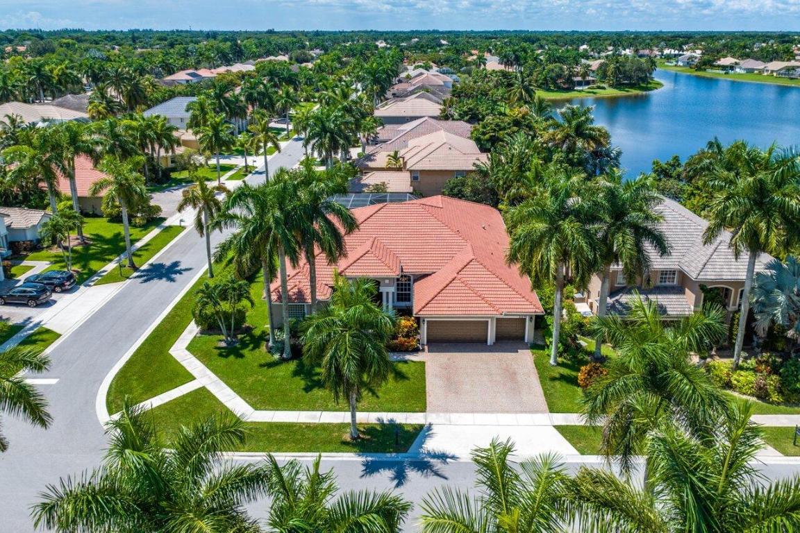 21175 Falls Ridge Way