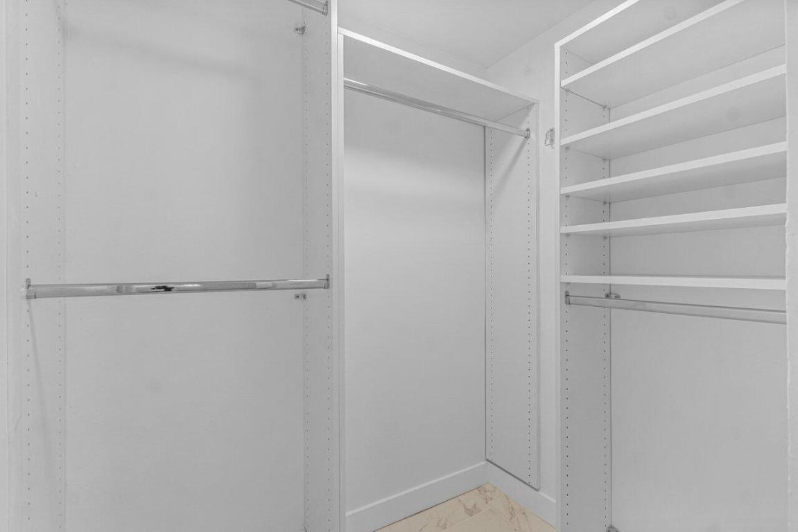 320 Norwood Terrace N114