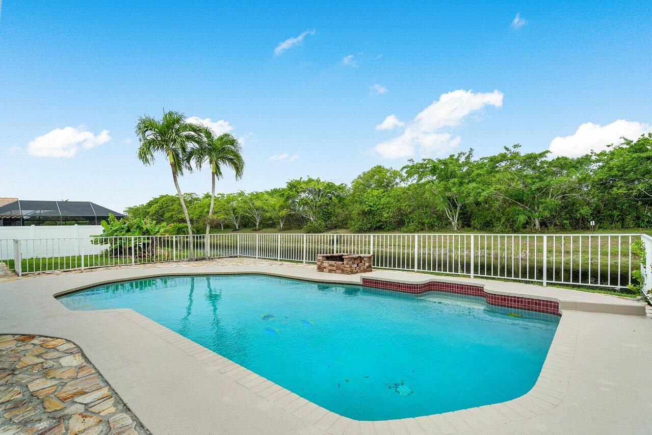 11670 Island Lakes Lane