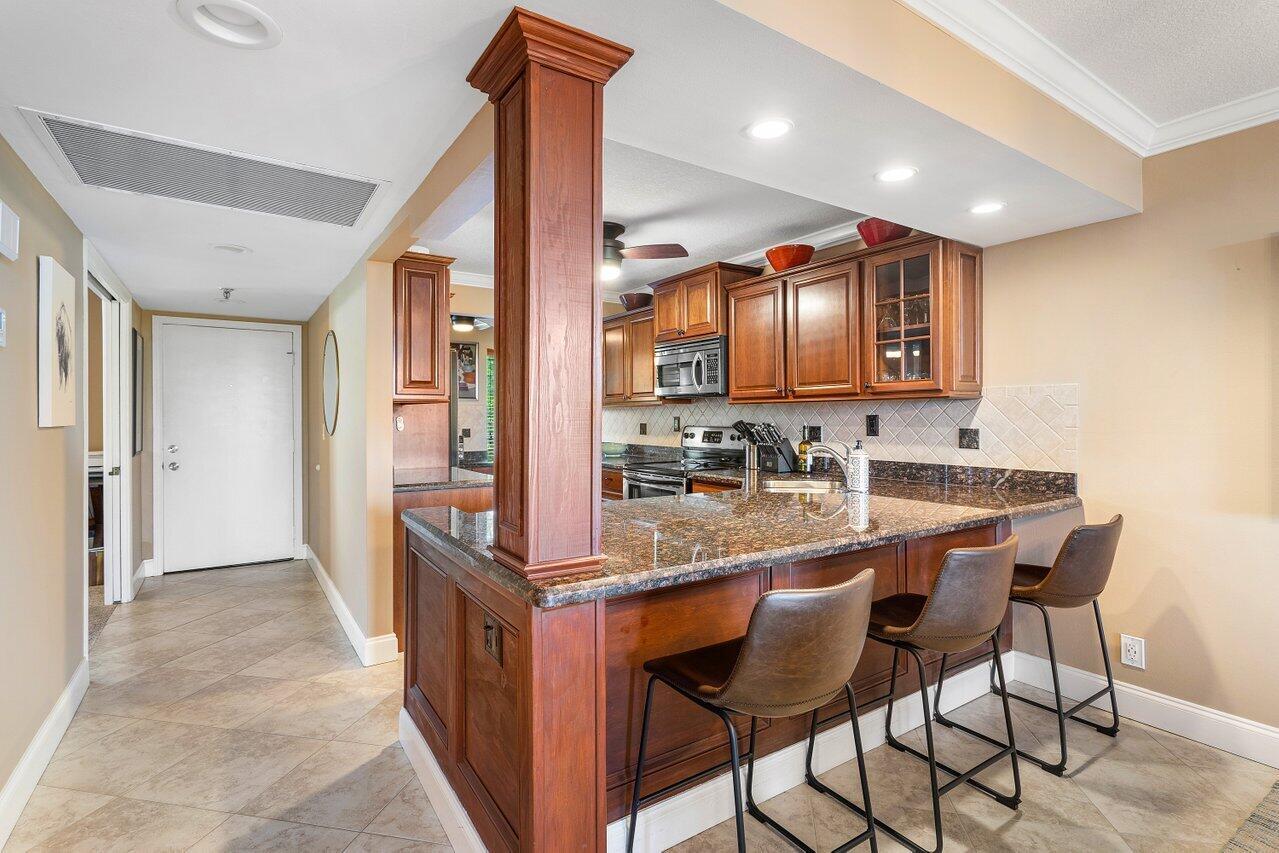 22 Royal Palm Way Unit 402