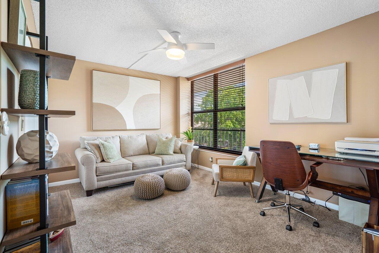 22 Royal Palm Way Unit 402