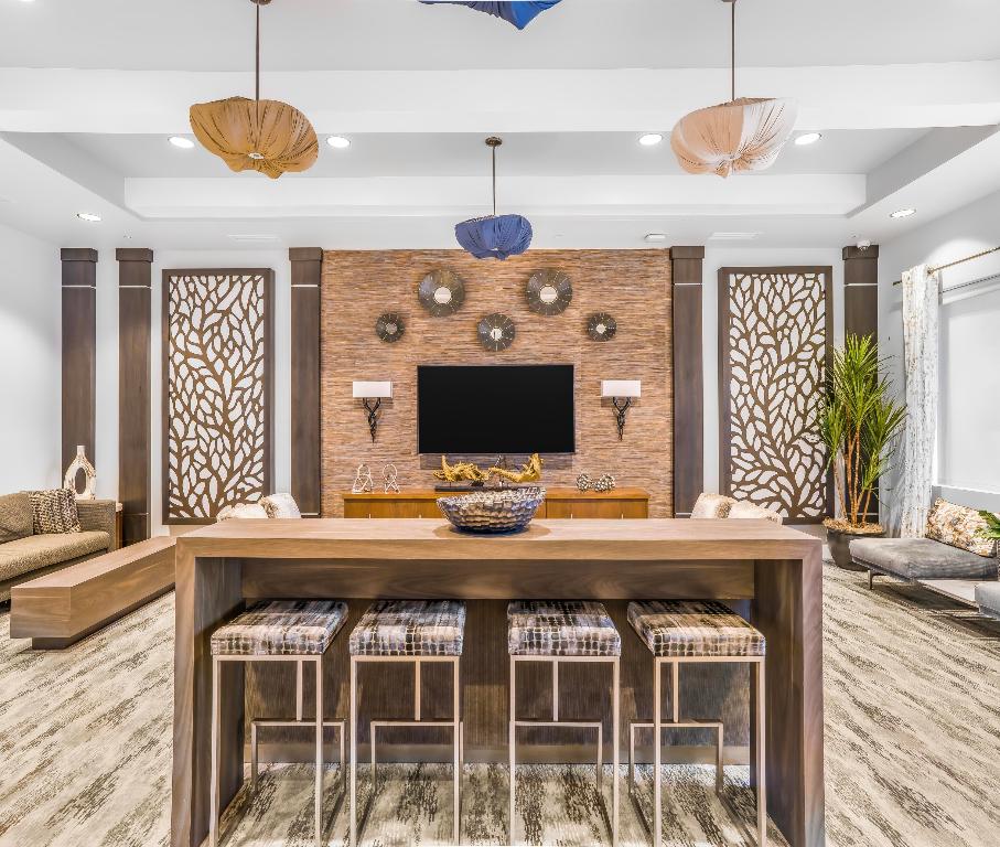 15405 Blue River Road