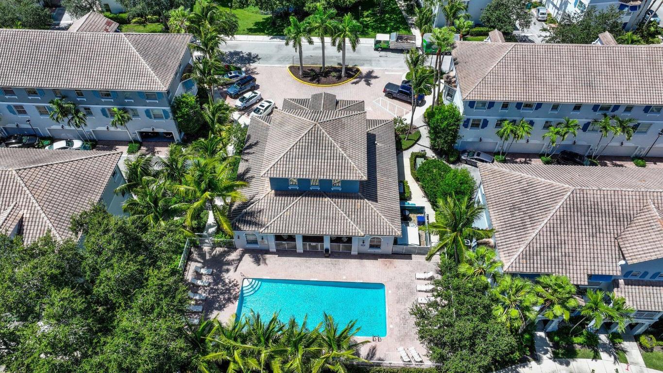 1560 Via Alferi 1560