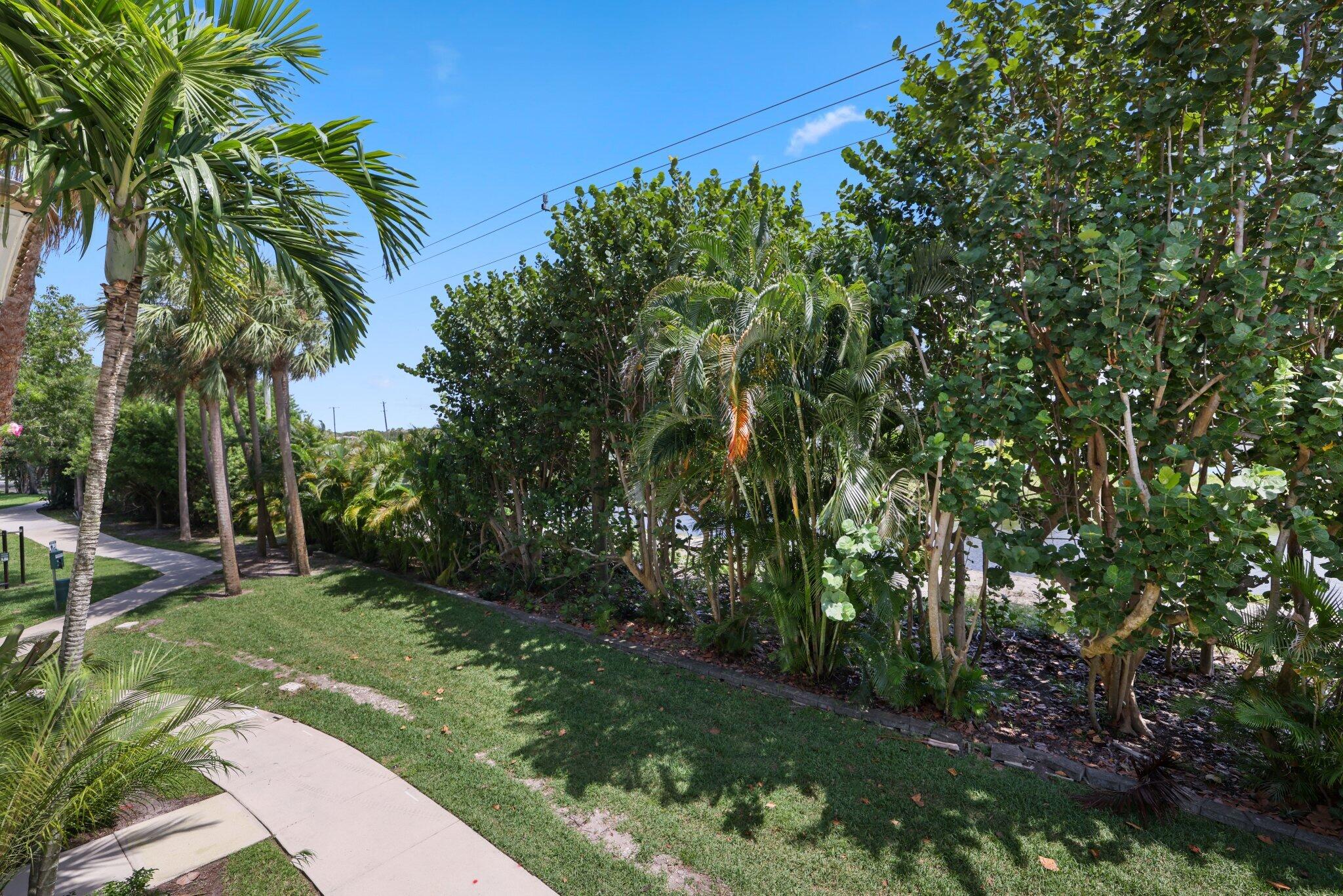 1560 Via Alferi 1560