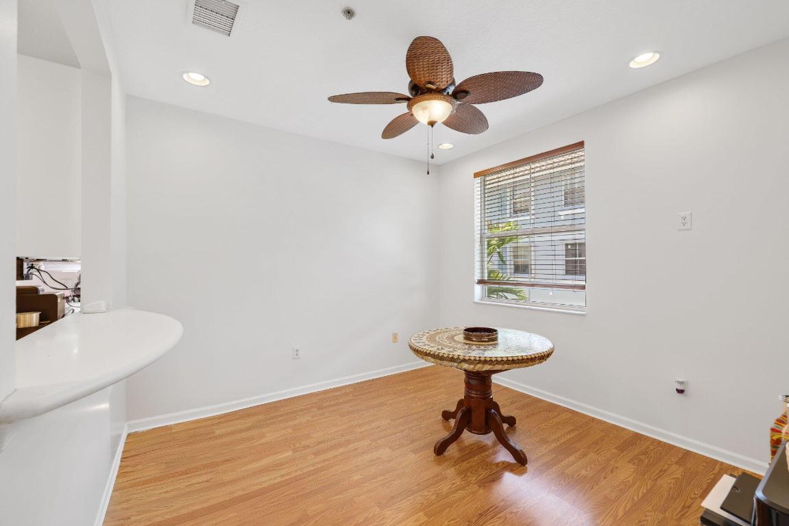 1560 Via Alferi 1560