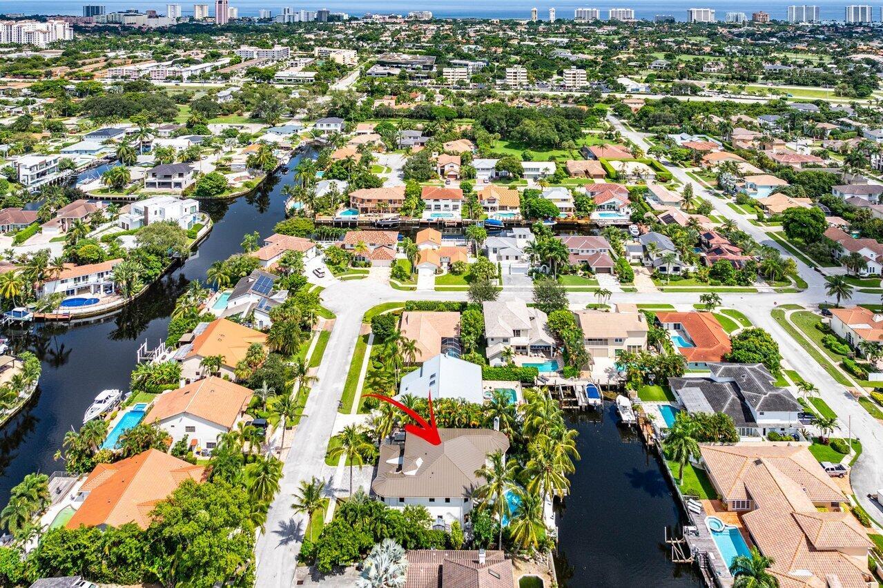 560 SW 15th Street