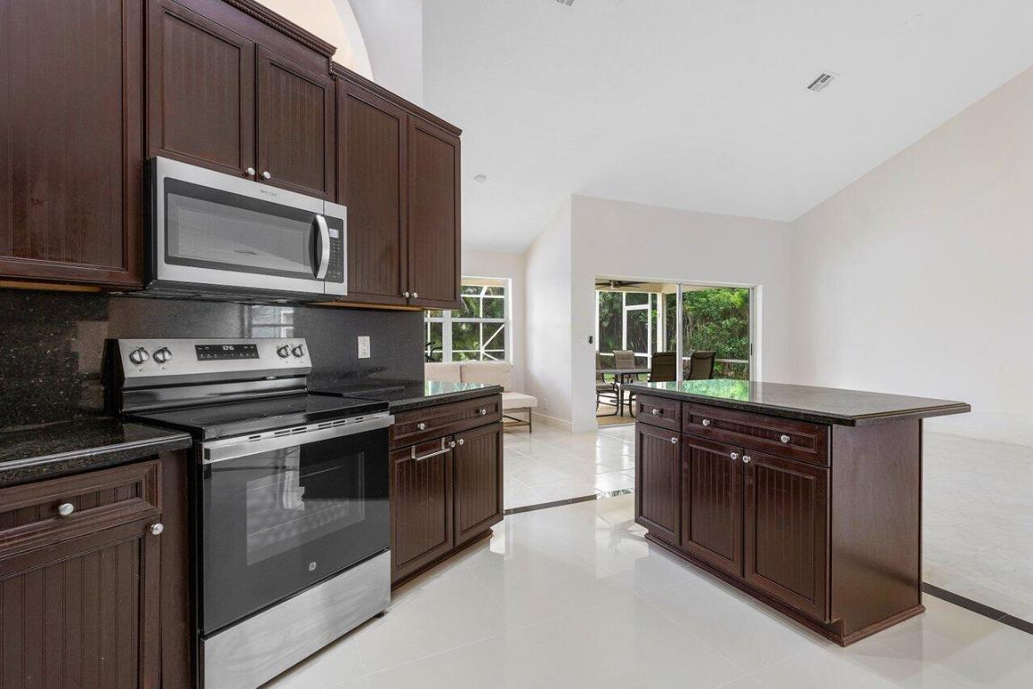 20264 Hacienda Court