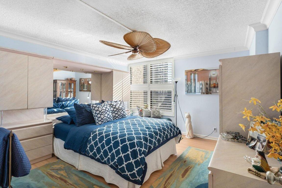 10 Royal Palm Way Unit 202