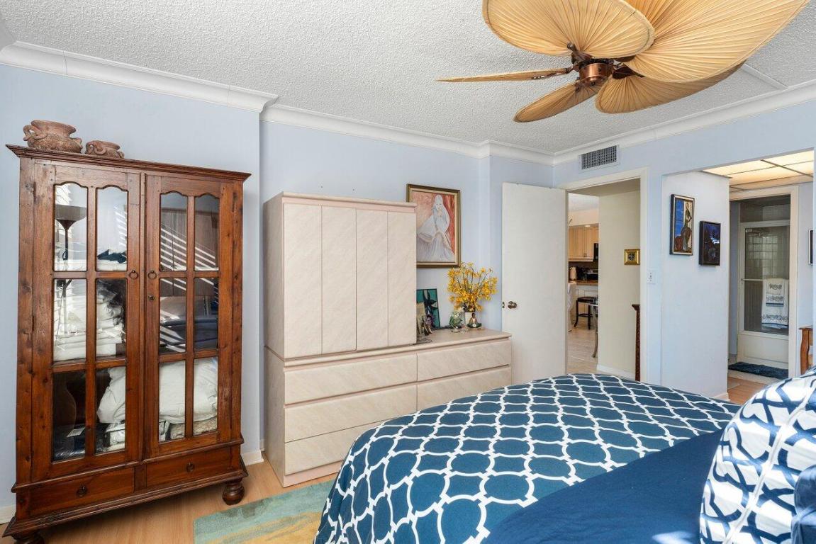 10 Royal Palm Way Unit 202