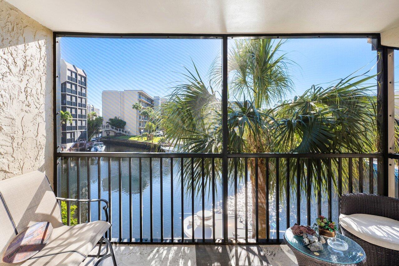 10 Royal Palm Way Unit 202