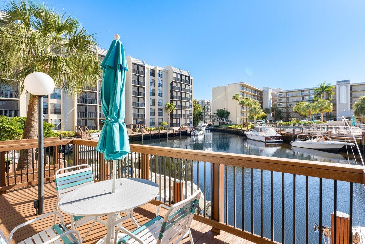 10 Royal Palm Way Unit 202