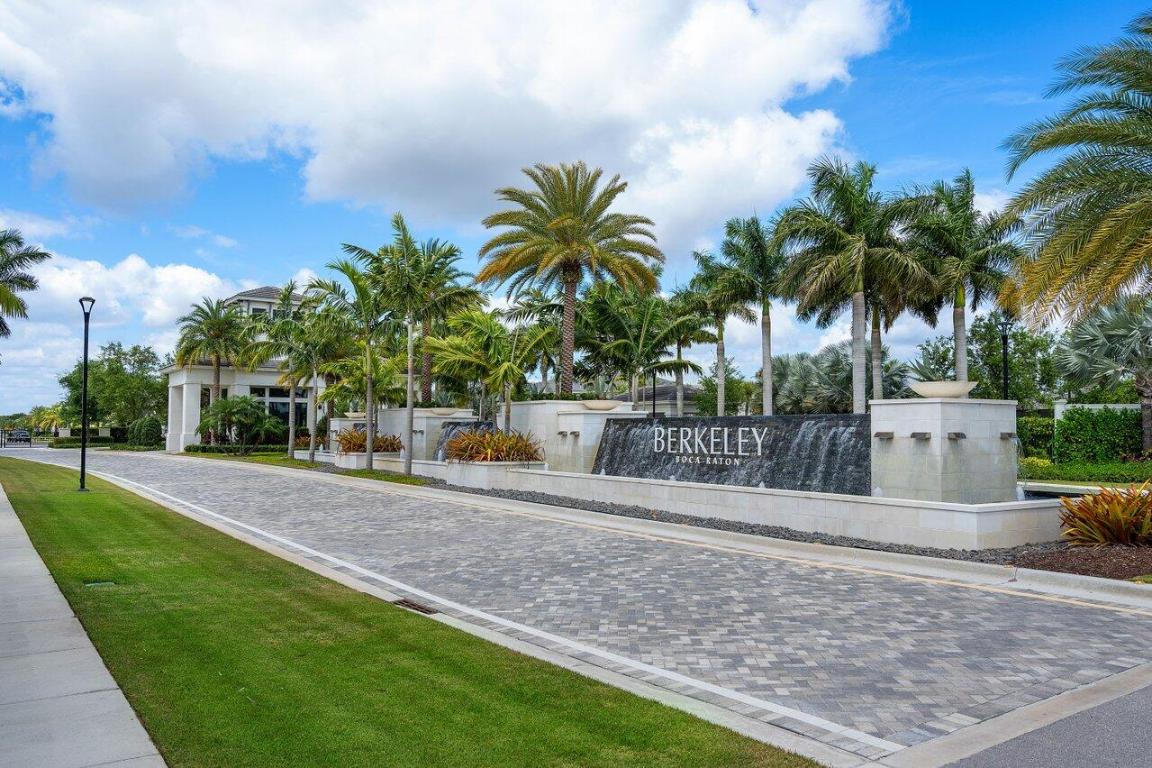 19878 Meadowside Lane