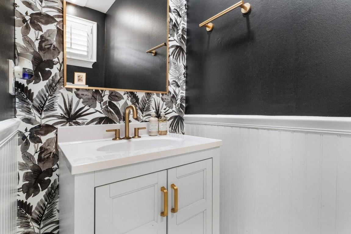 1034 E Heritage Club Circle