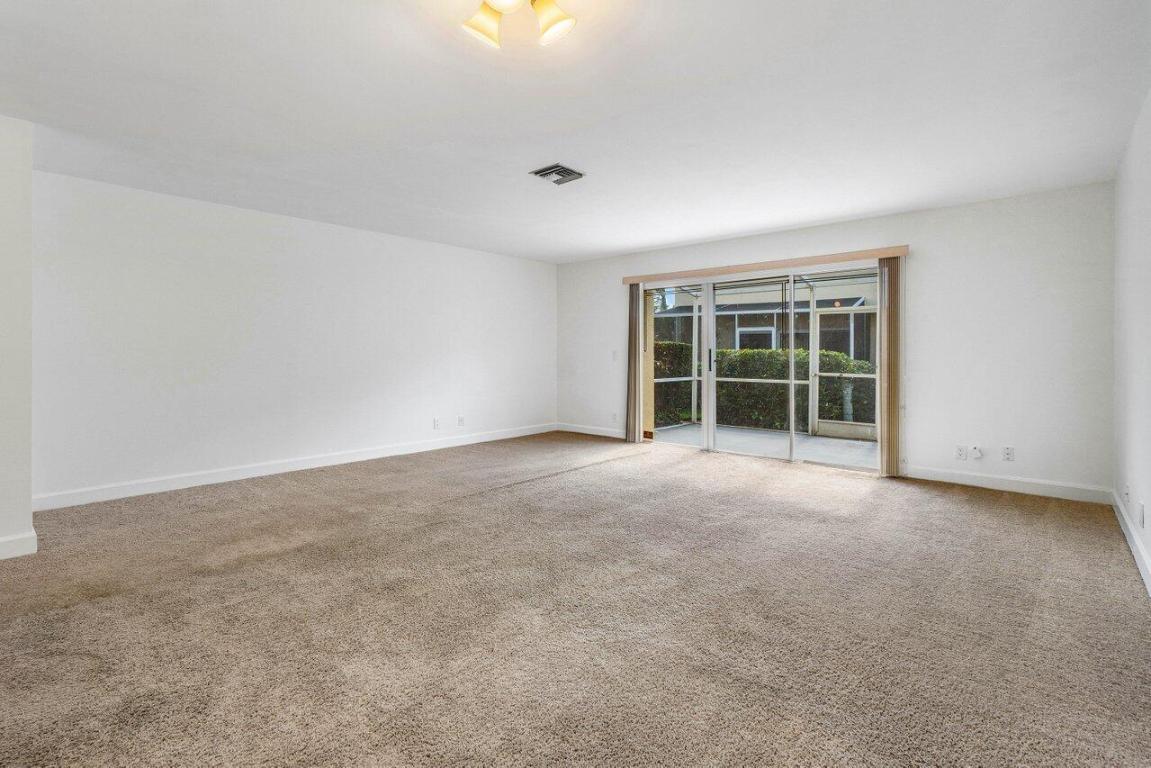 3422 Deer Creek Palladian Circle