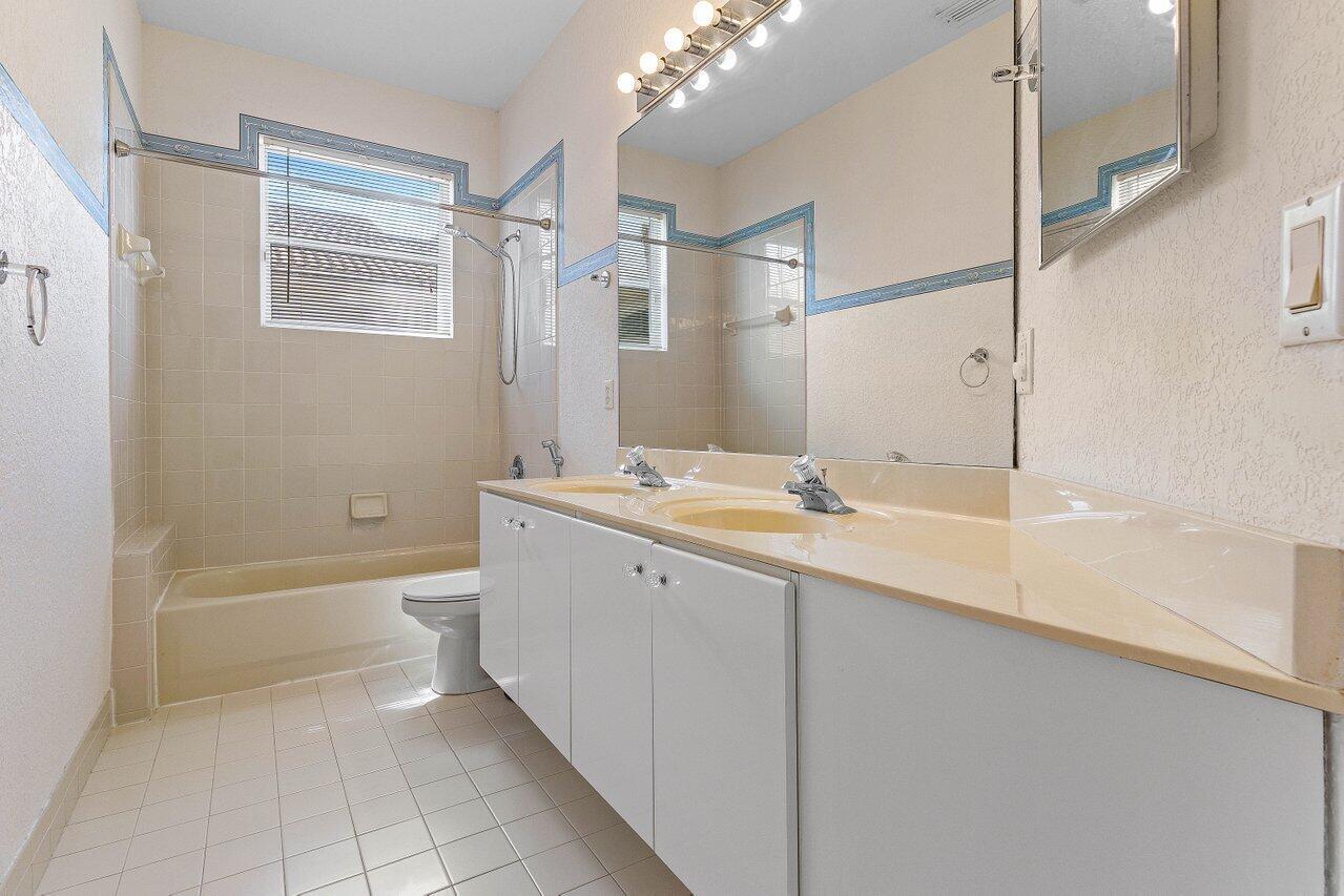 18694 Sea Turtle Lane