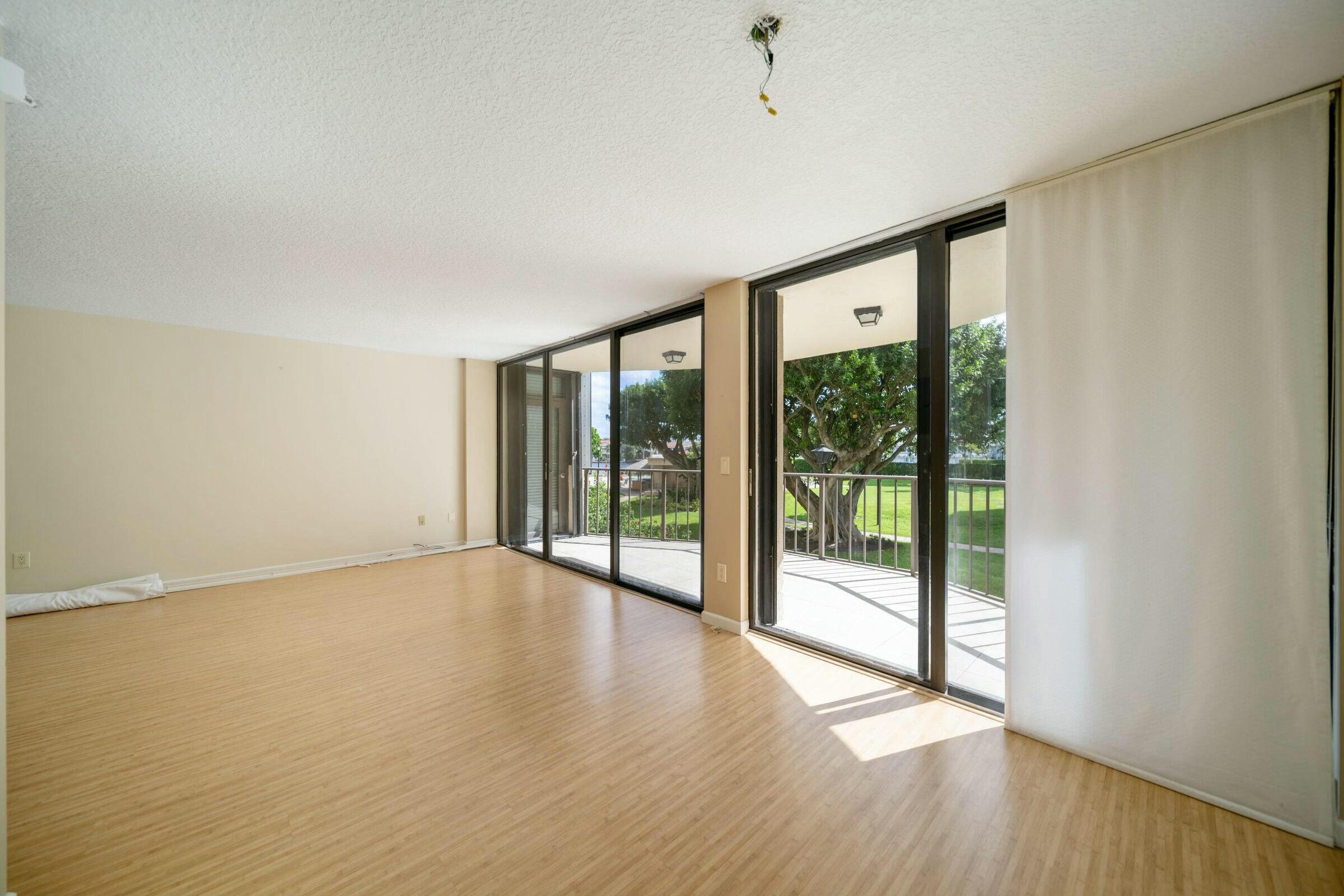 899 Jeffery Street 205