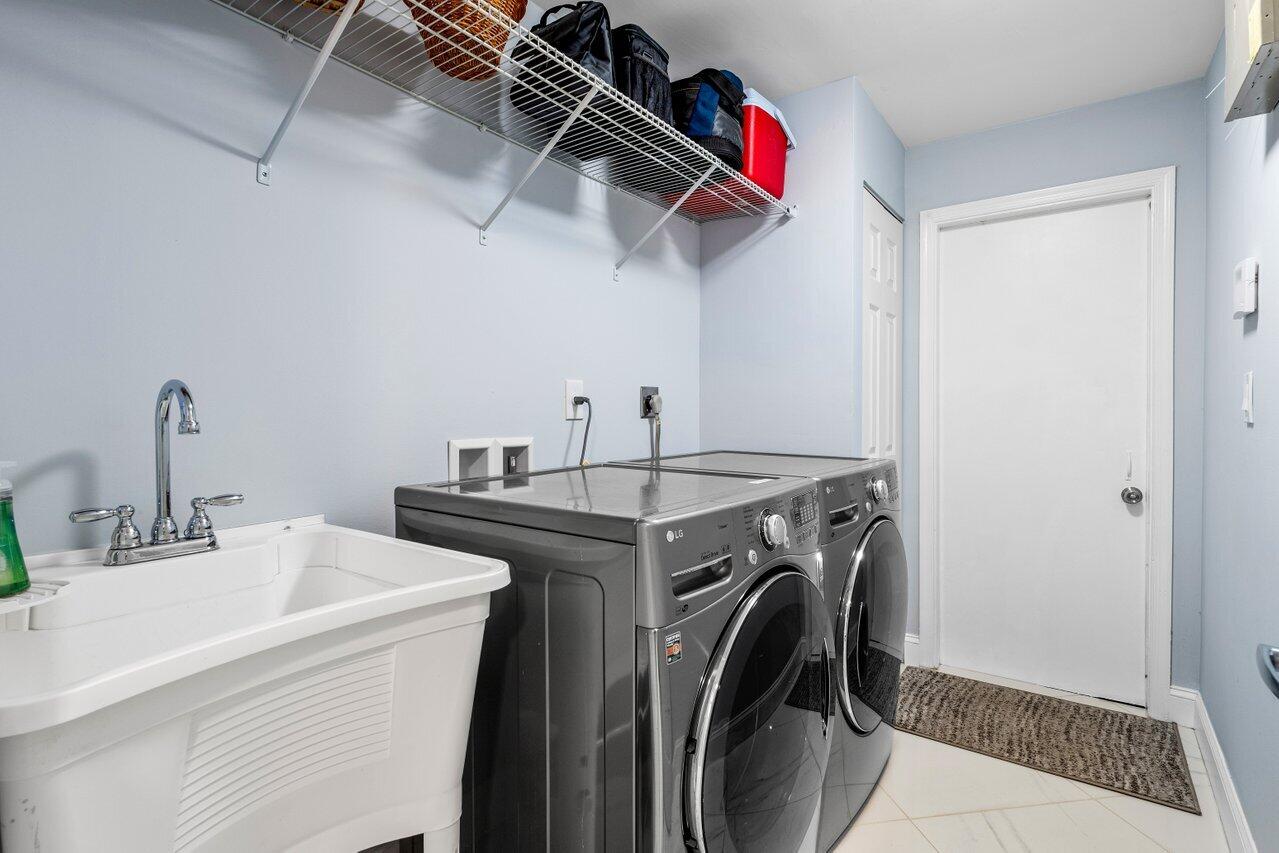 10751 Avenida Santa Ana