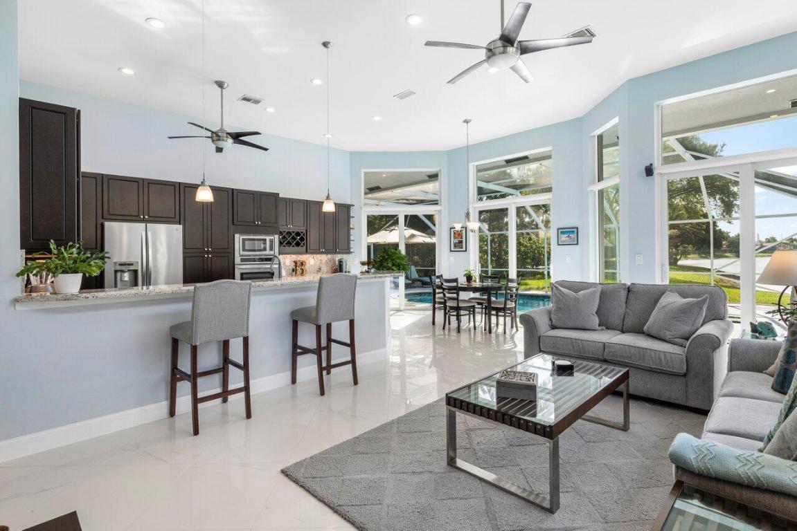 10751 Avenida Santa Ana