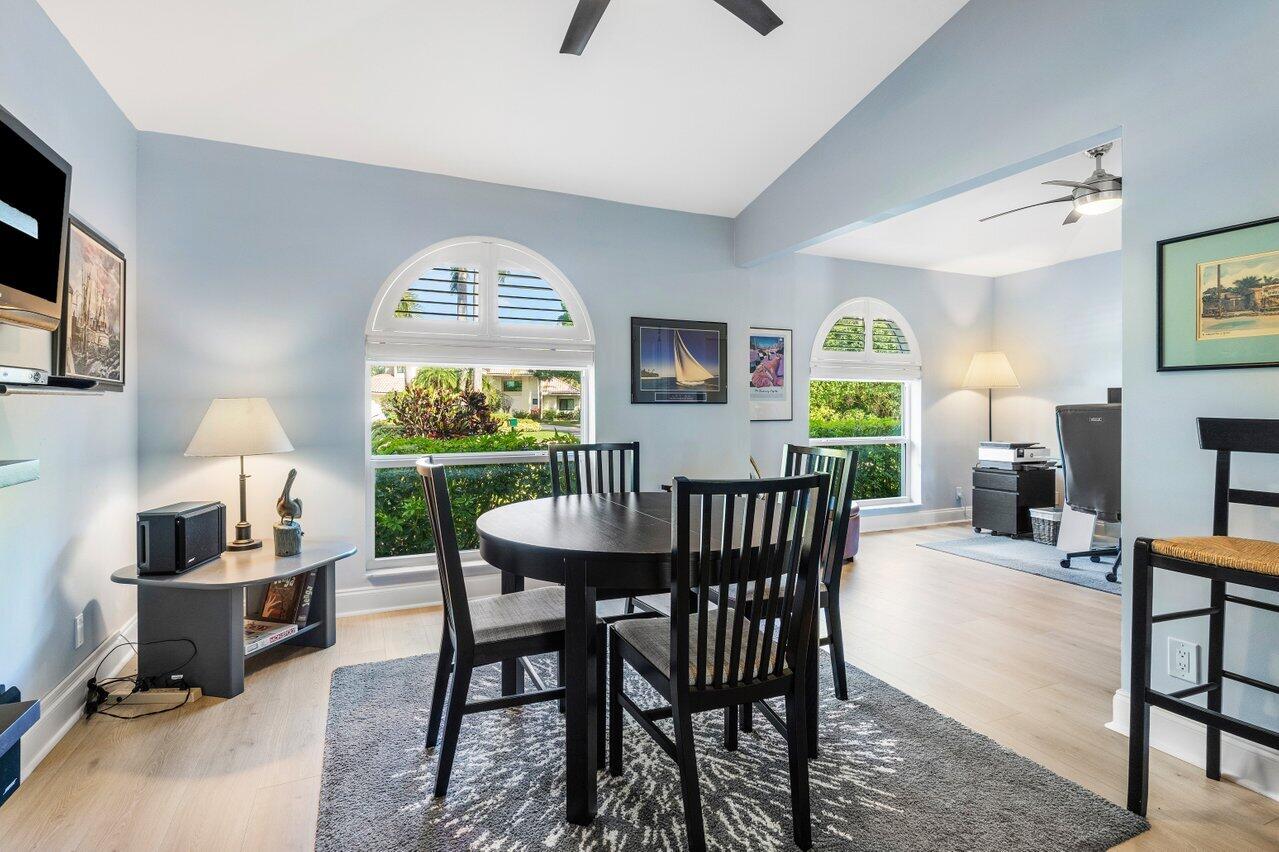 10751 Avenida Santa Ana