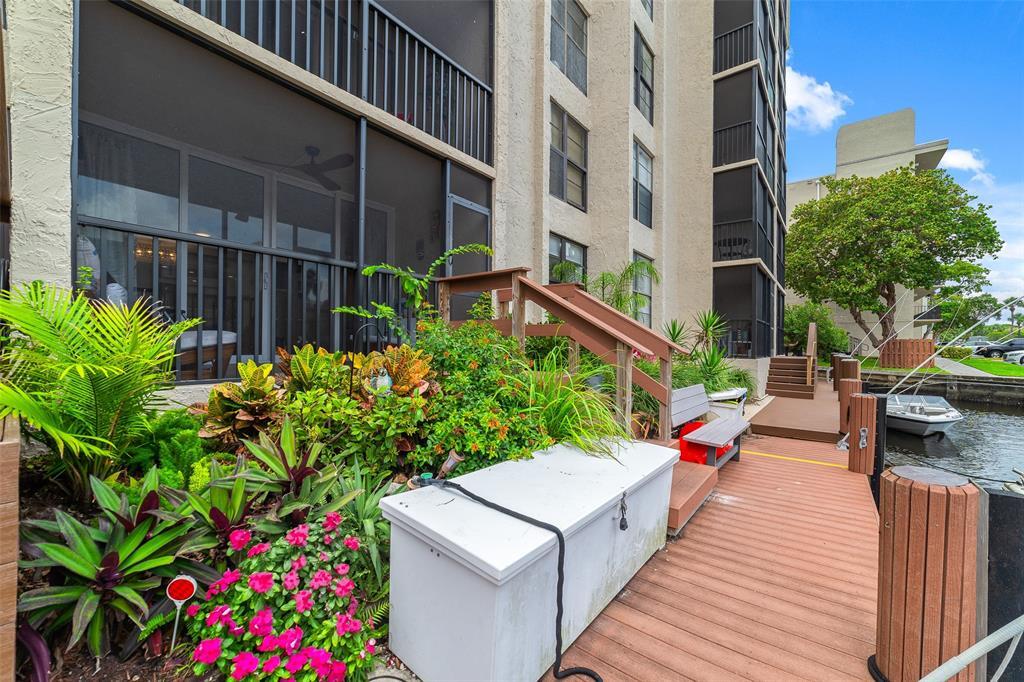 12 Royal Palm Way Unit 103