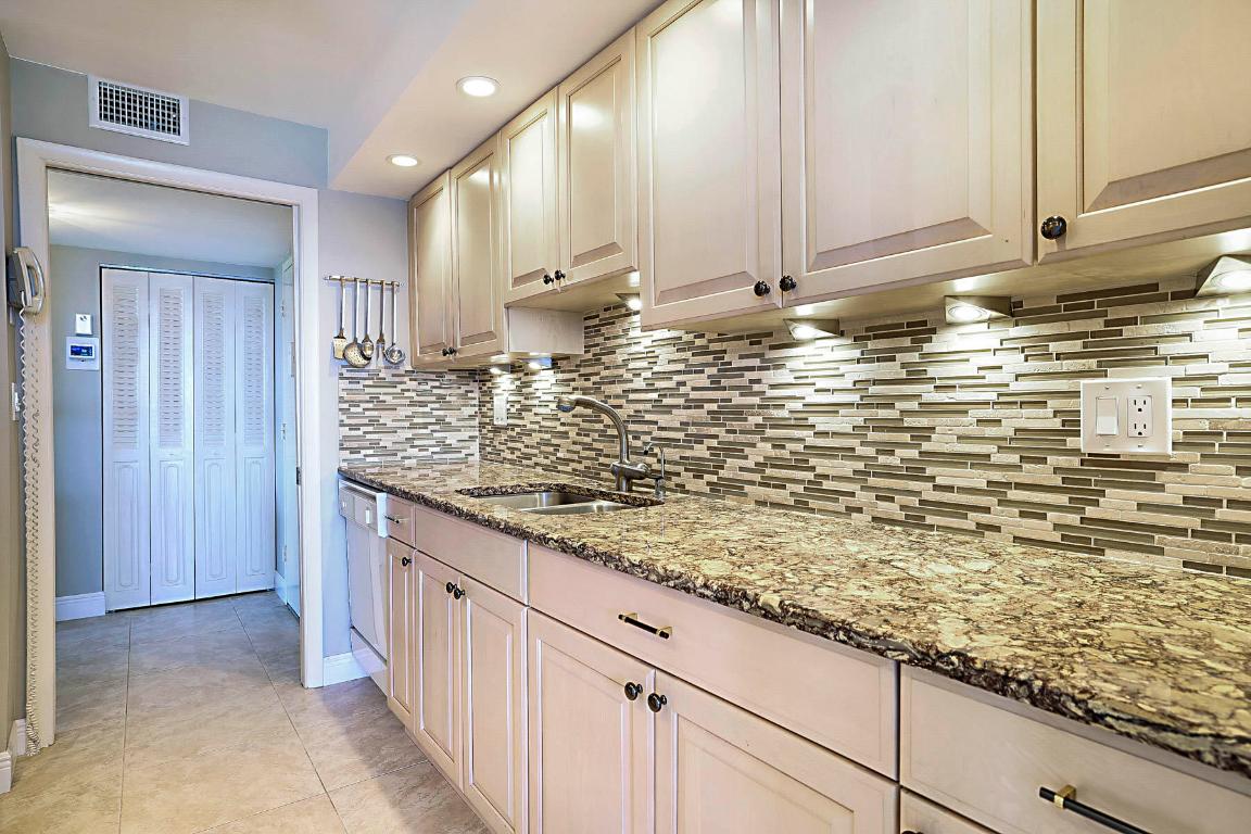 2121 N Ocean Boulevard 1707e, Boca Raton Unit: 1707e