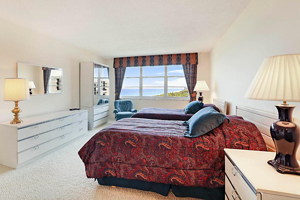 2121 N Ocean Boulevard 1707e, Boca Raton Unit: 1707e