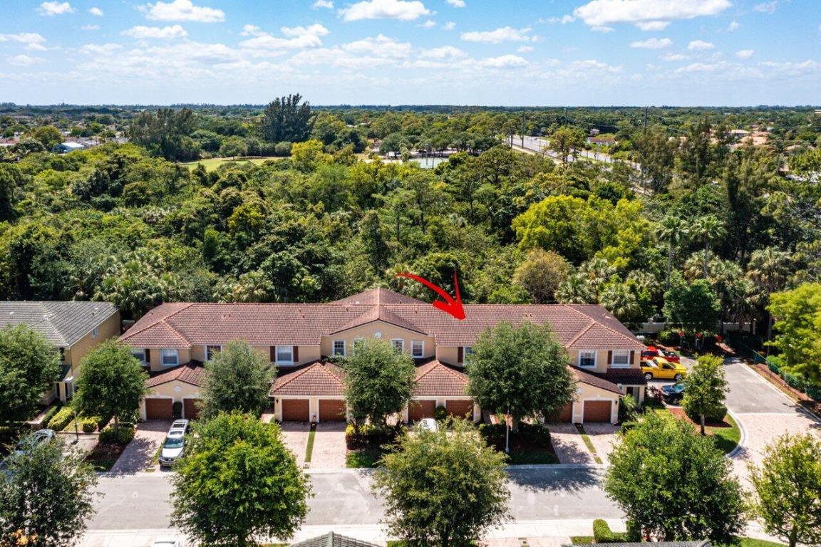 22188 Majestic Woods Way