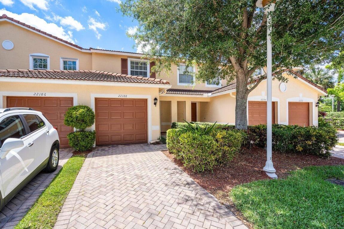 22188 Majestic Woods Way