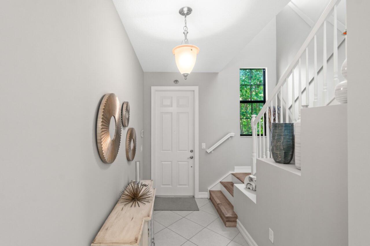 8128 Snowflake Obsidian Trail