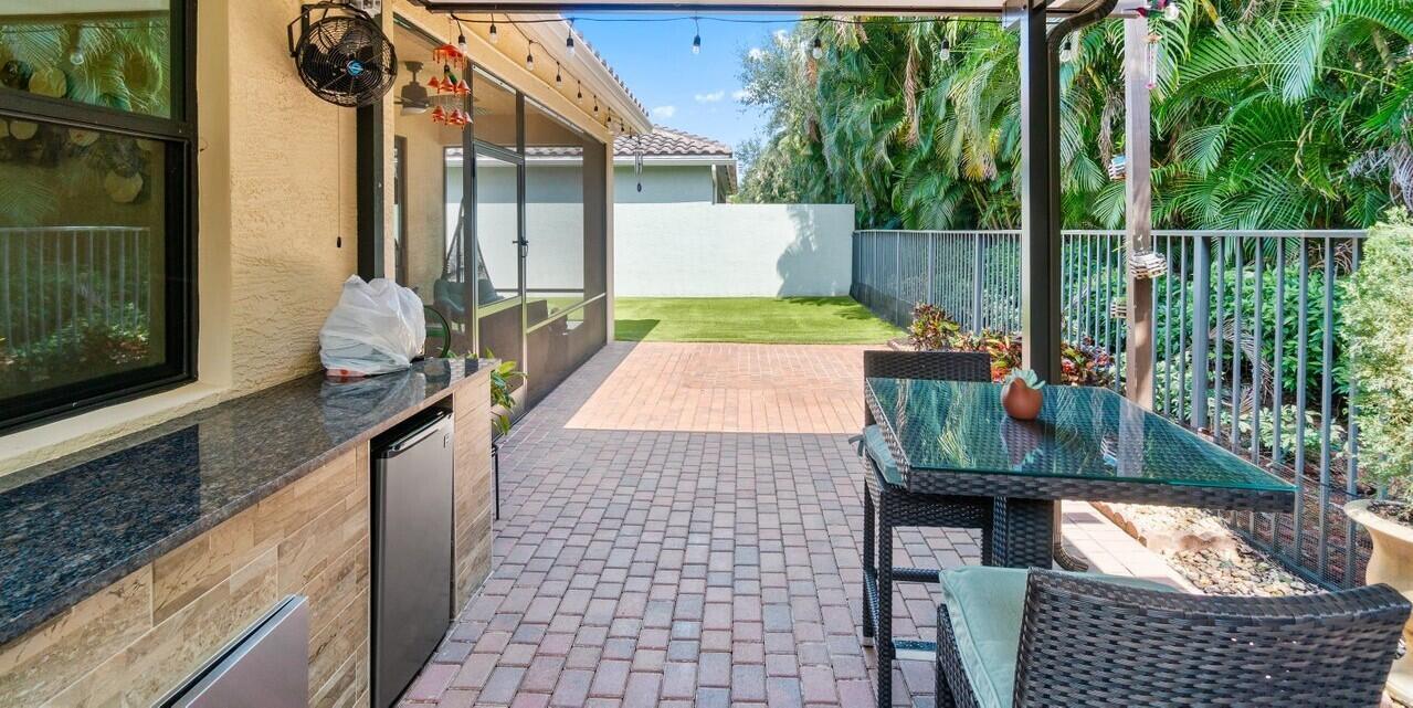 8128 Snowflake Obsidian Trail