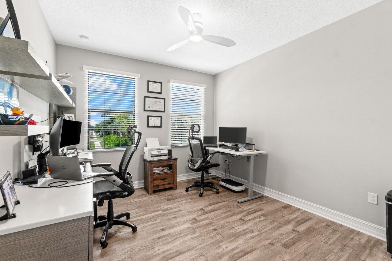 8128 Snowflake Obsidian Trail