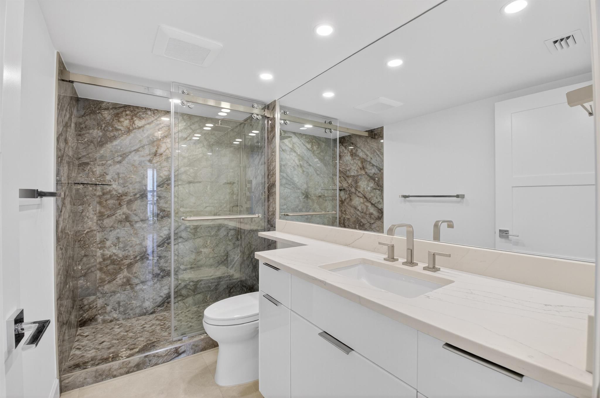 2667 N Ocean Boulevard I612