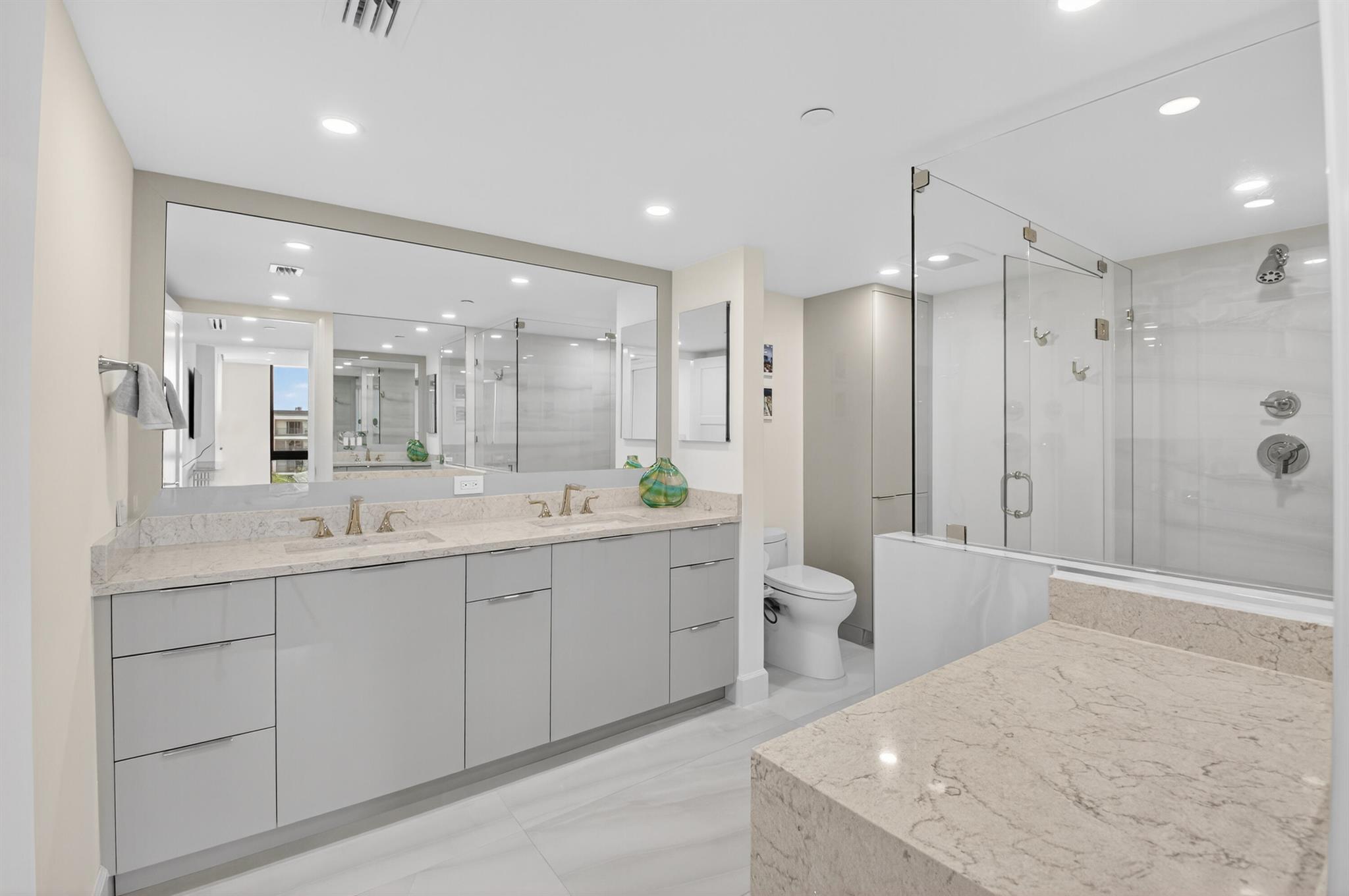 2667 N Ocean Boulevard I612