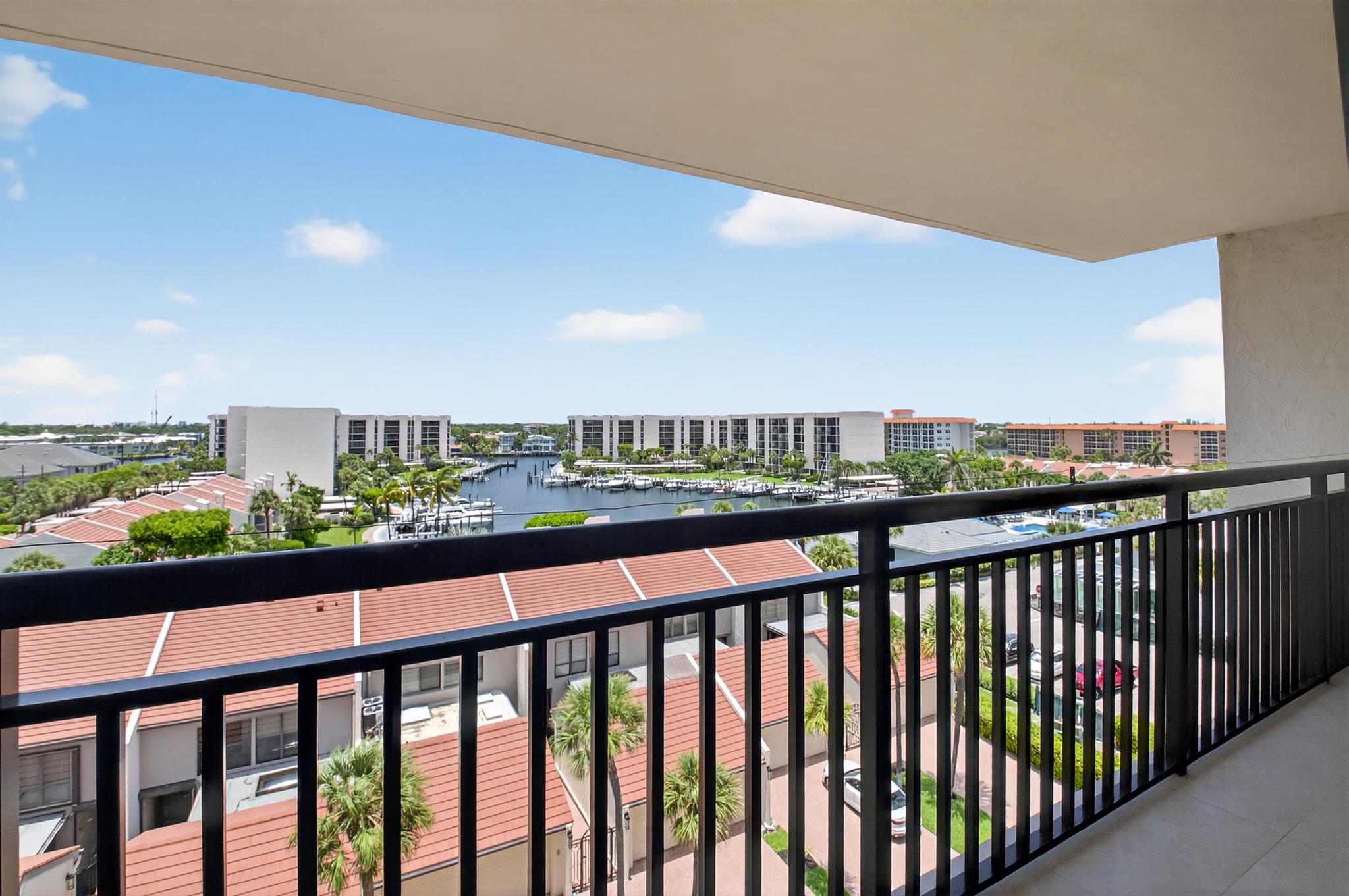 2667 N Ocean Boulevard I612