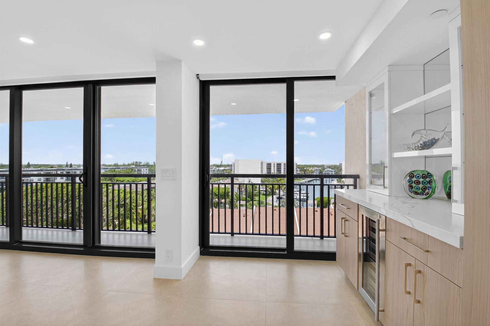 2667 N Ocean Boulevard I612