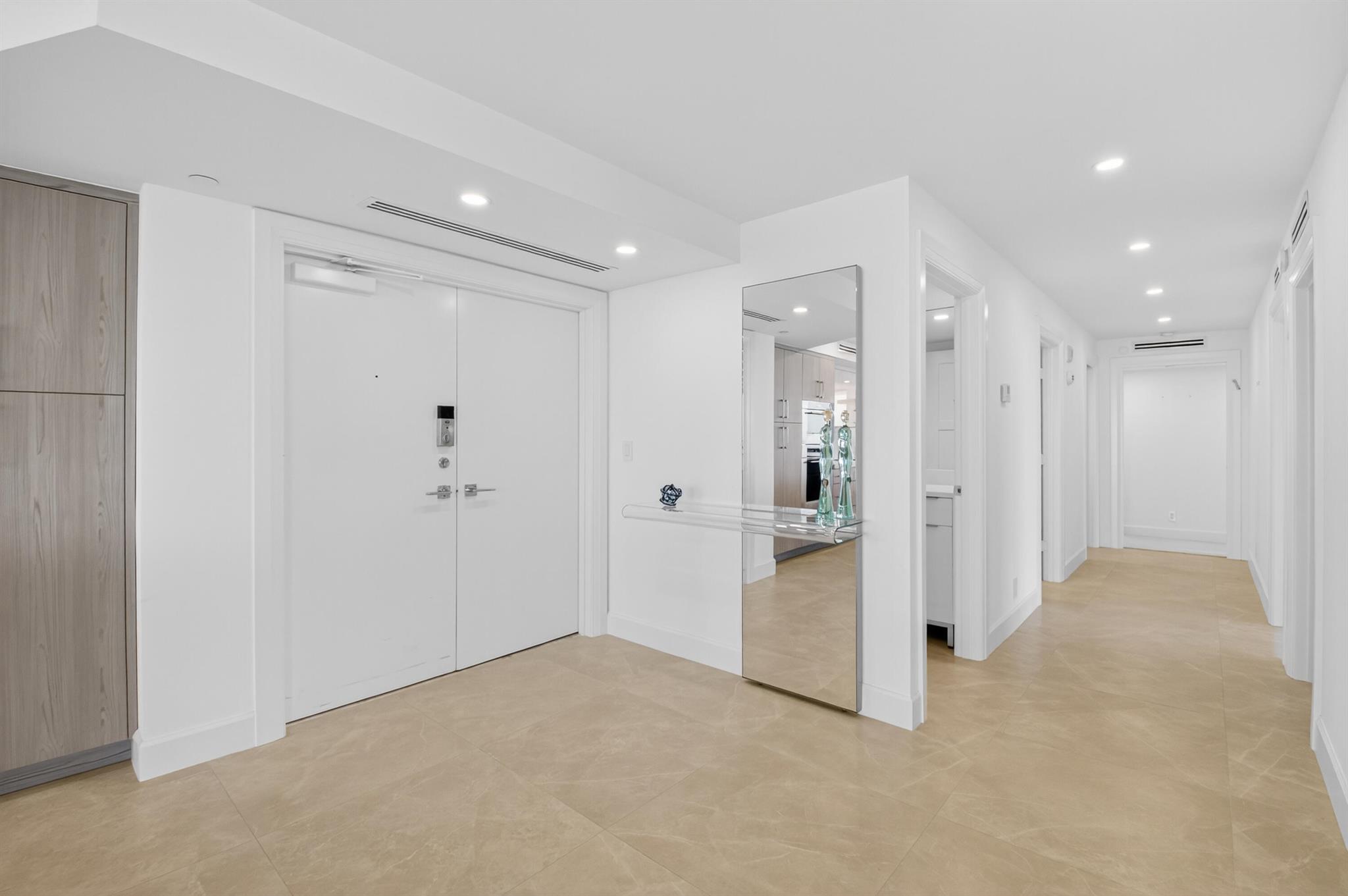 2667 N Ocean Boulevard I612