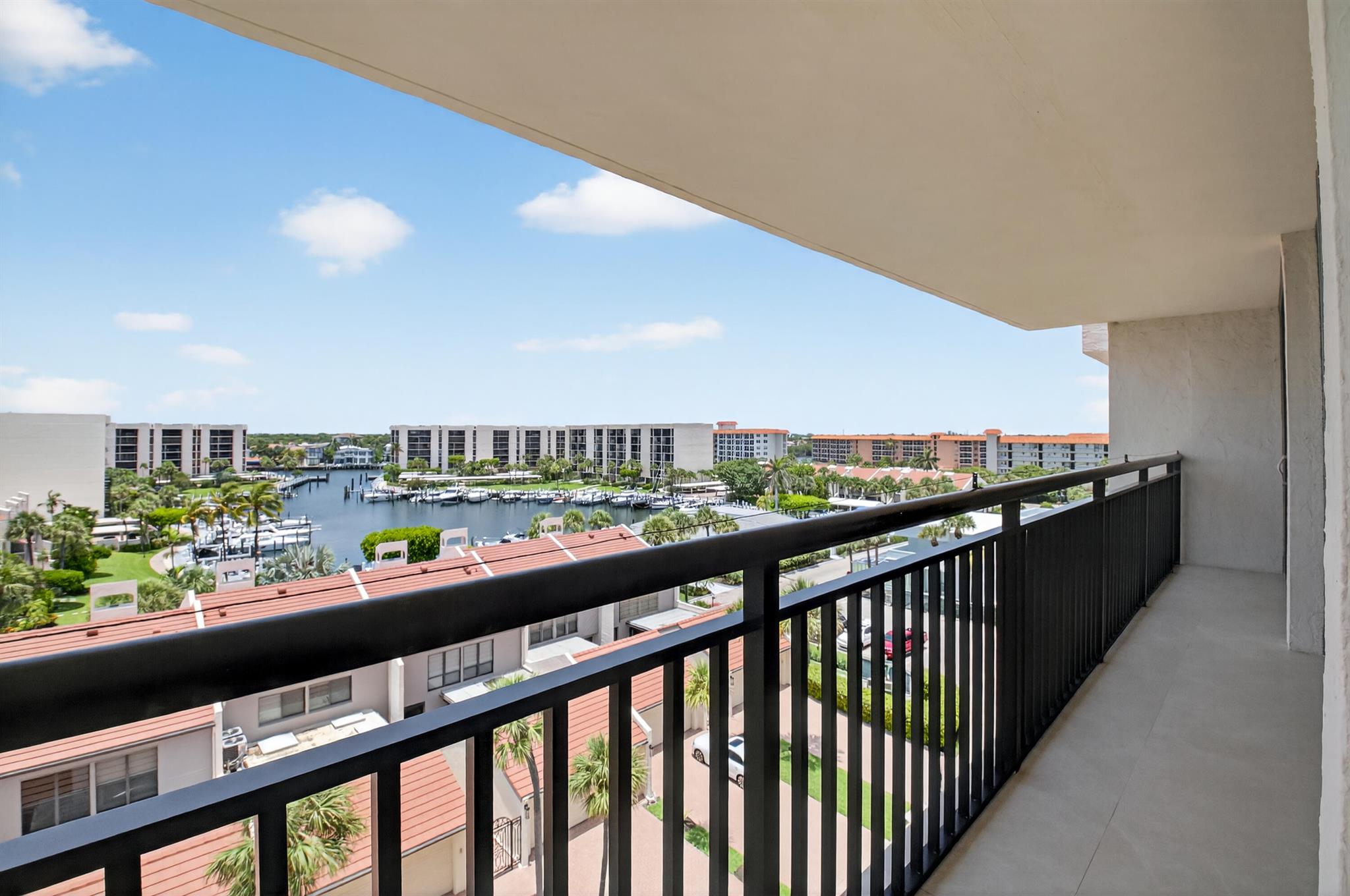 2667 N Ocean Boulevard I612