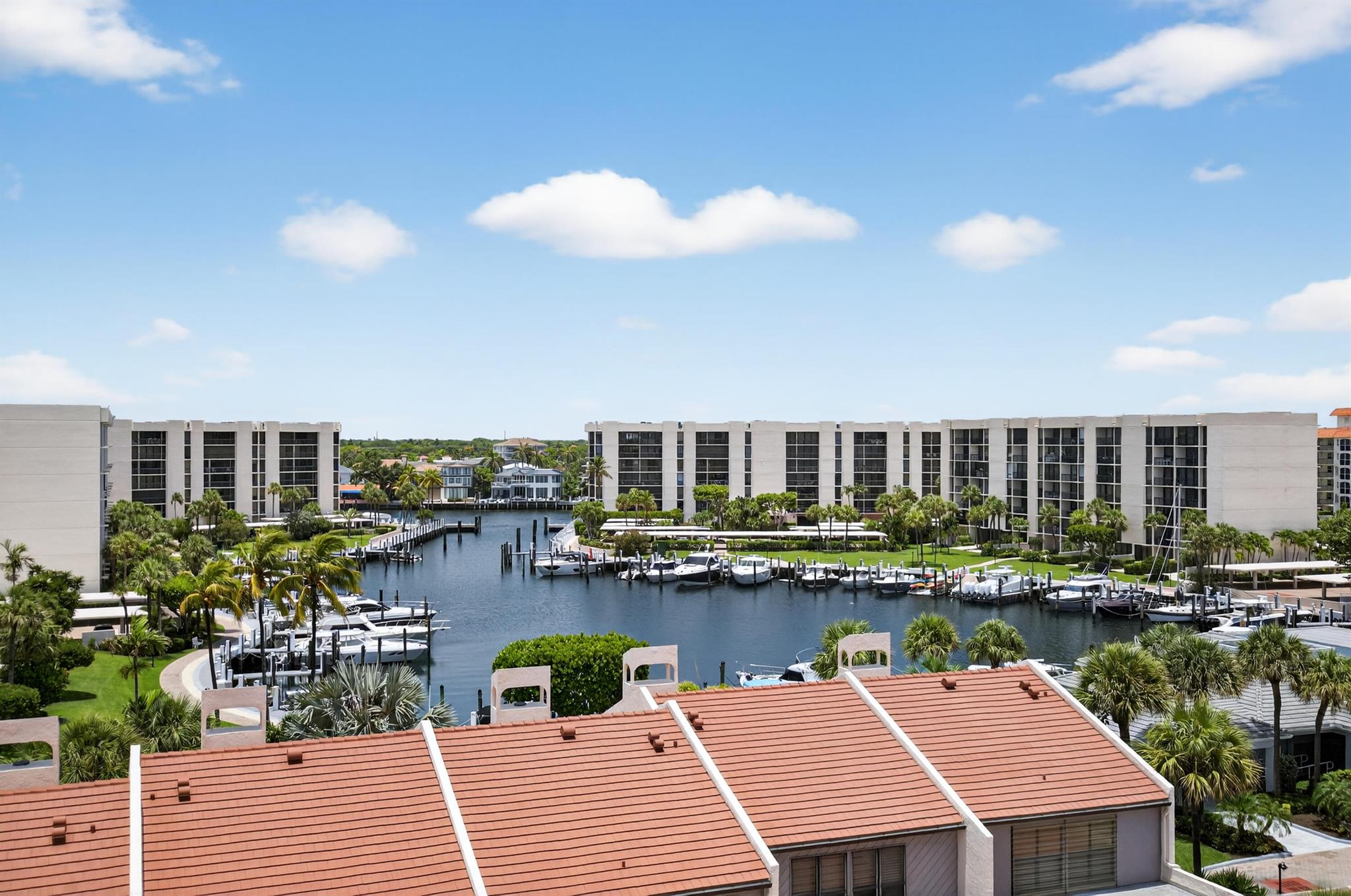 2667 N Ocean Boulevard I612