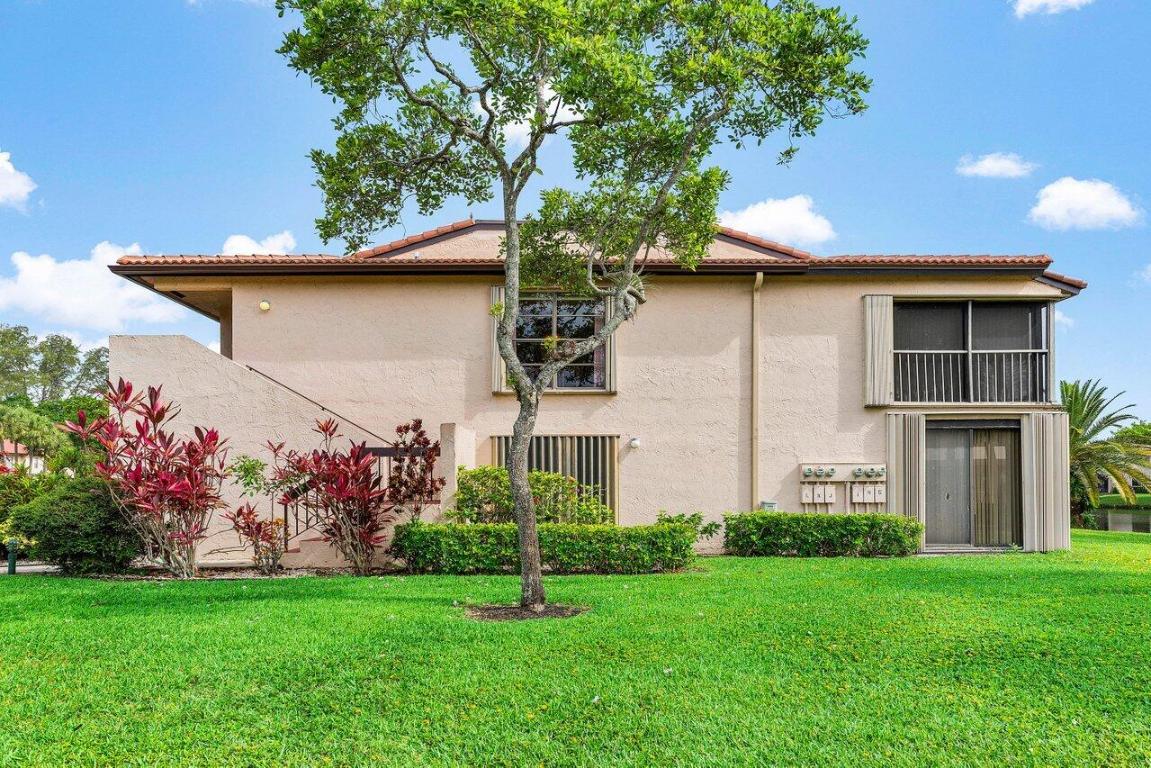 9283 Vista Del Lago 37-L