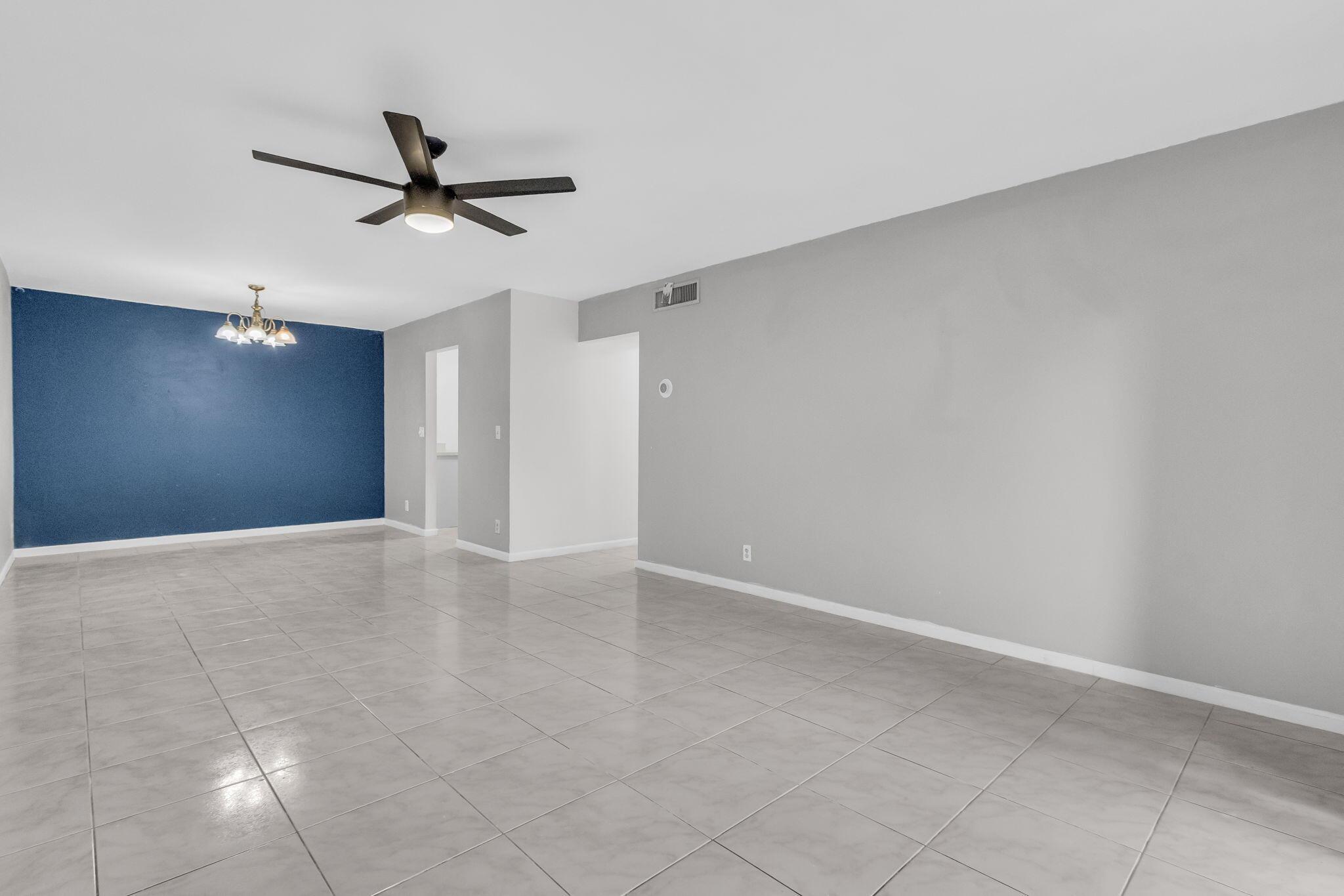 9810 Pineapple Tree Drive 107