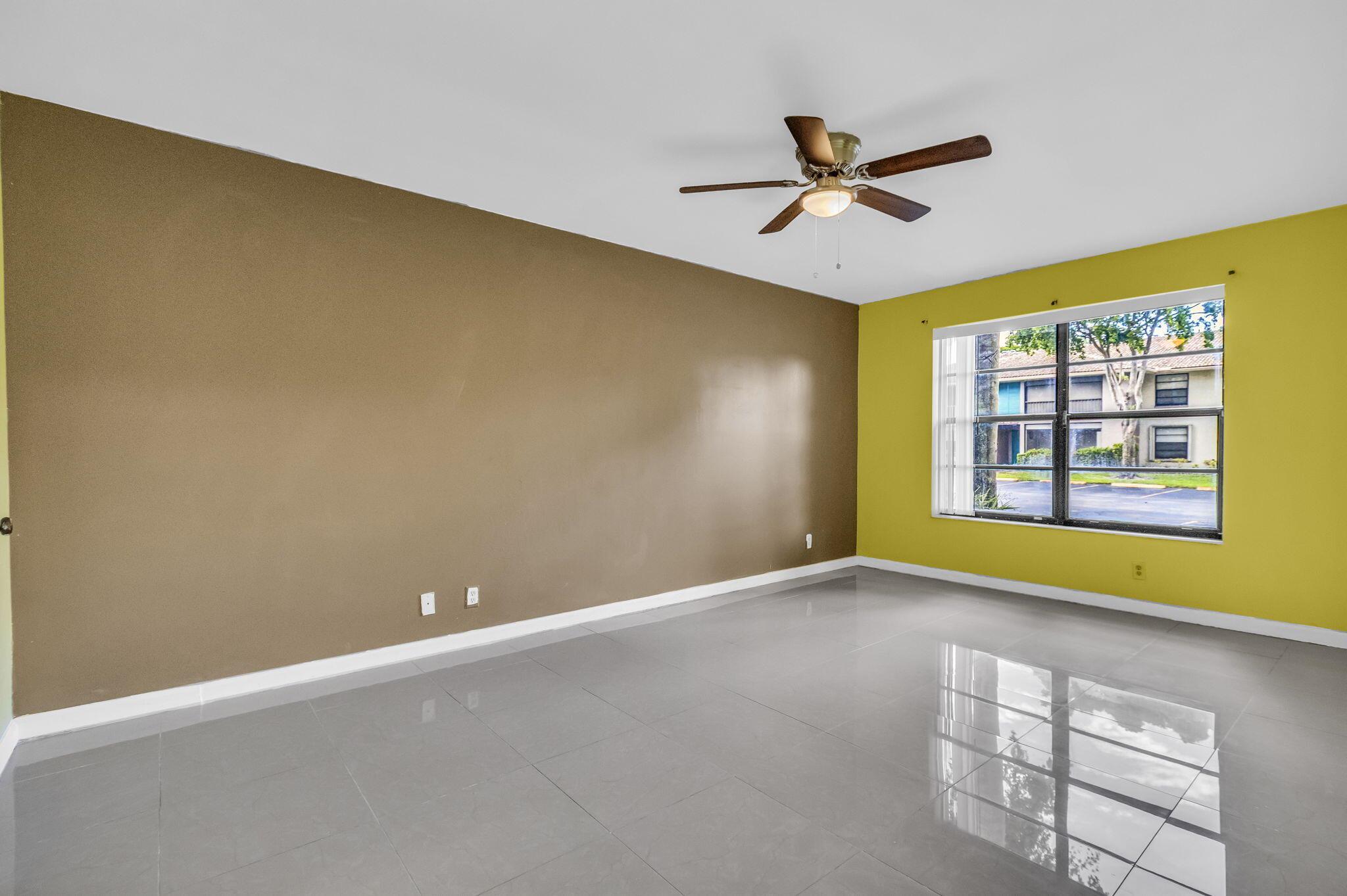 9810 Pineapple Tree Drive 107