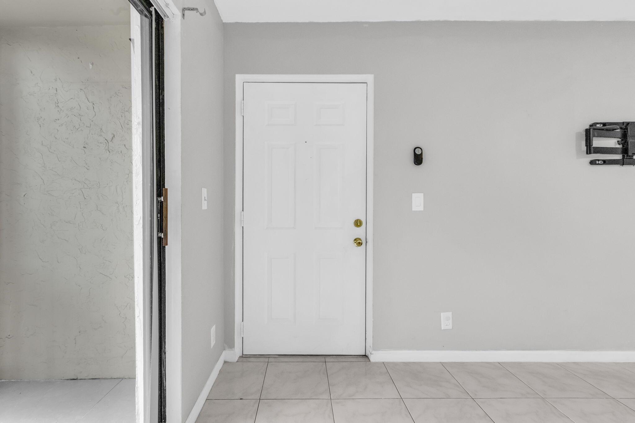 9810 Pineapple Tree Drive 107