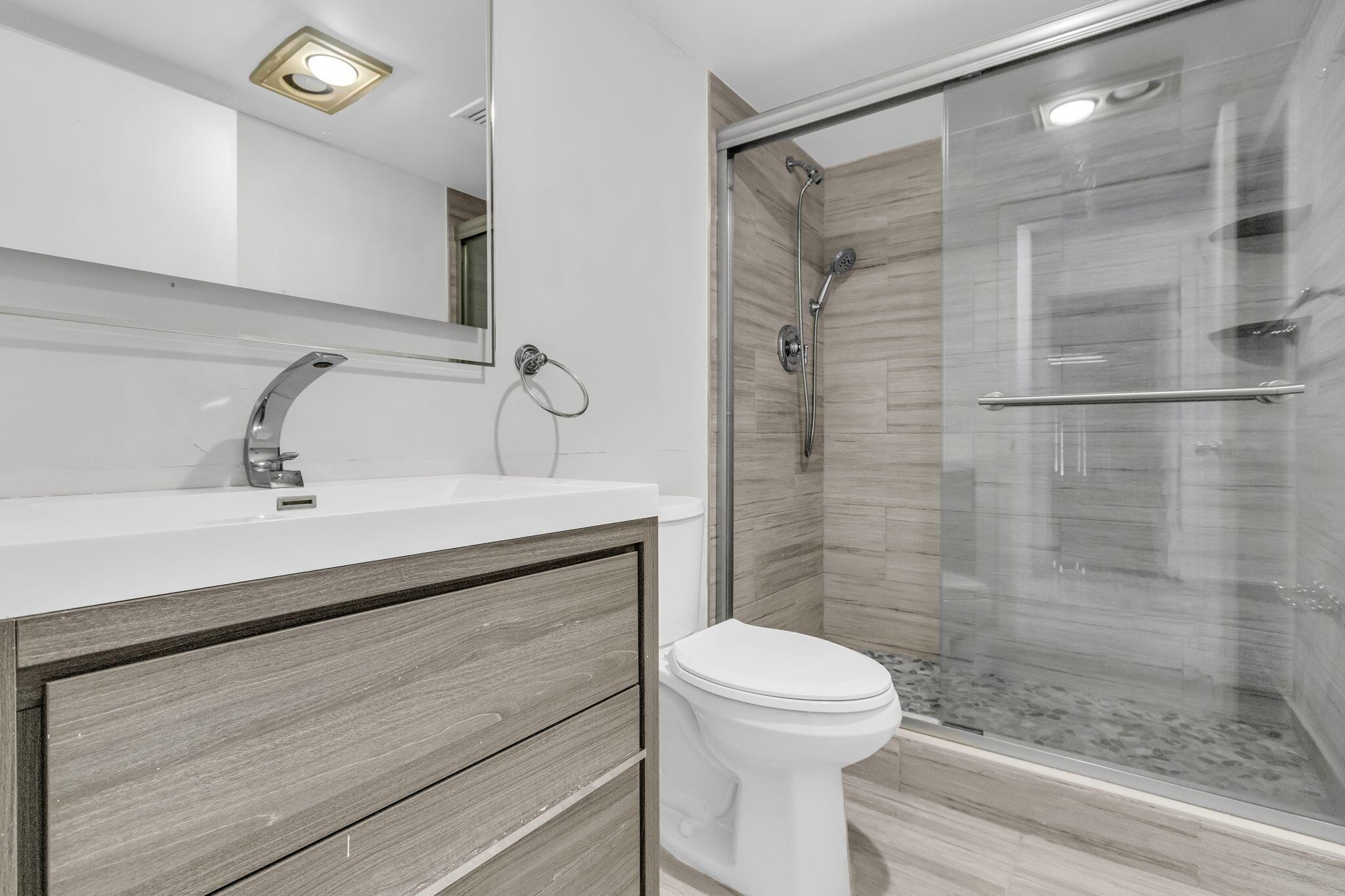 9810 Pineapple Tree Drive 107