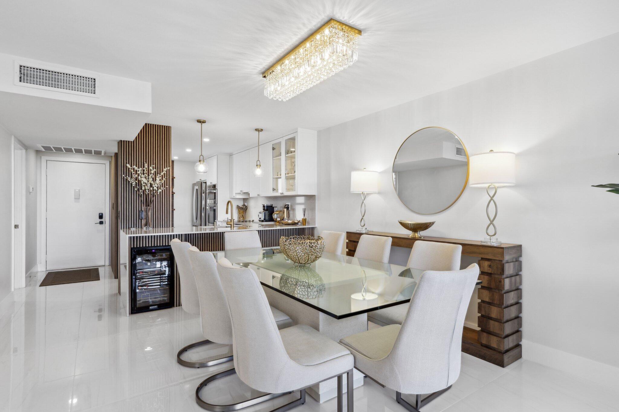 13 Royal Palm Way 5020