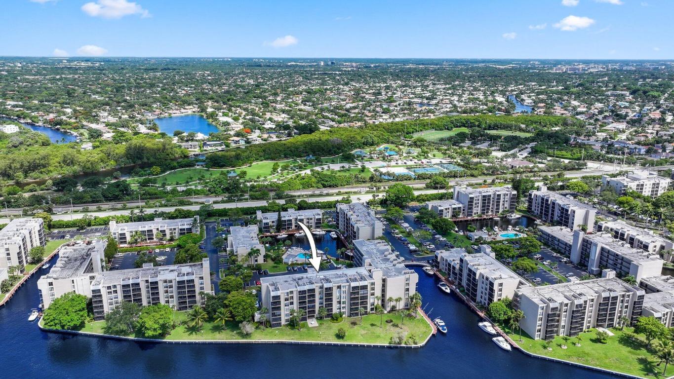 13 Royal Palm Way 5020