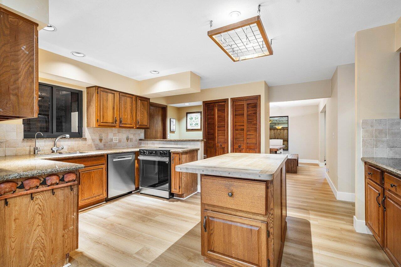 21792 Mountain Sugar Lane