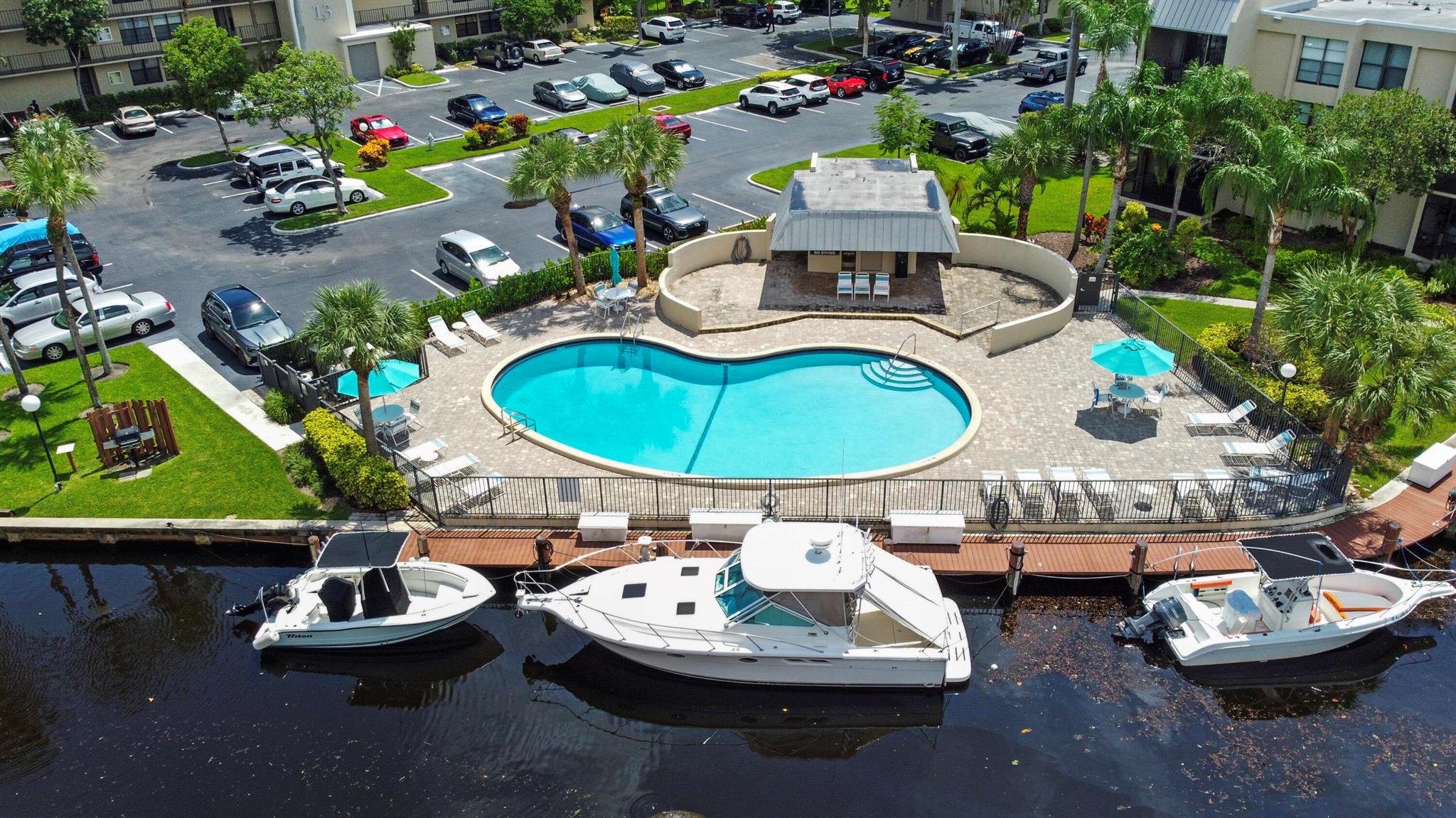 13 Royal Palm Way 302