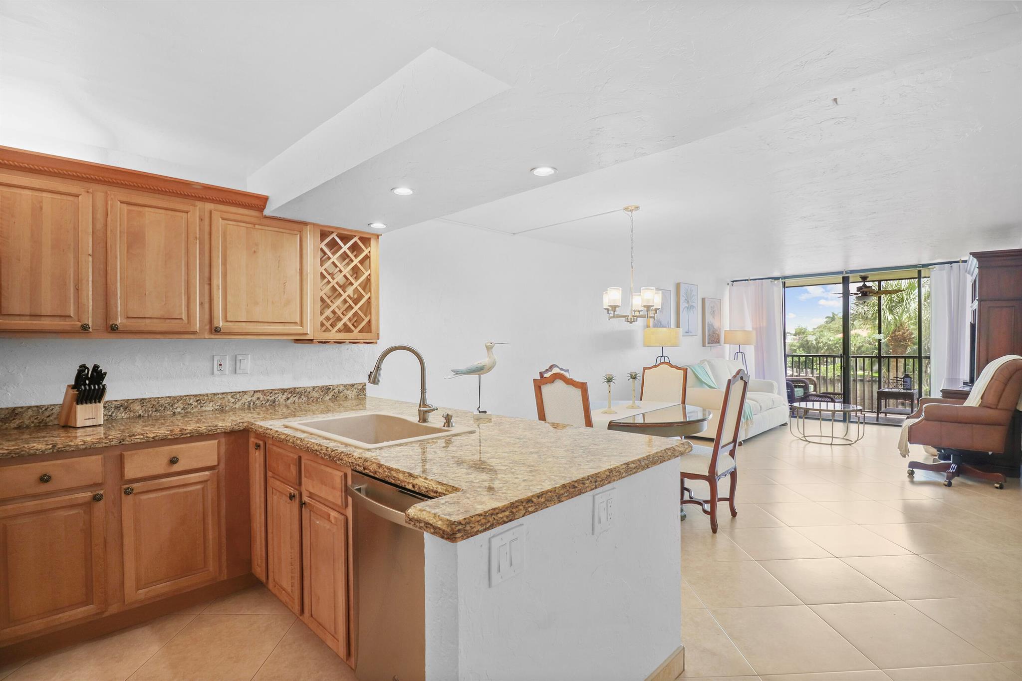 13 Royal Palm Way 302